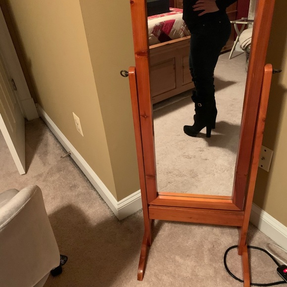 Prada Boots 🙏😇🔥🎉🤑 buy 1 get 1 item free - Picture 5 of 8